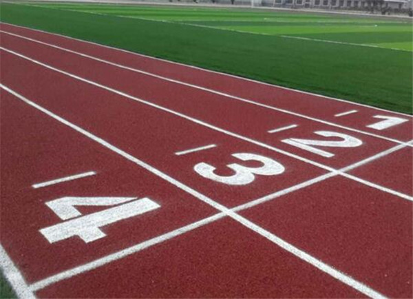 1757808778334760.jpg 提升修復(fù)后跑道耐磨性的方法
